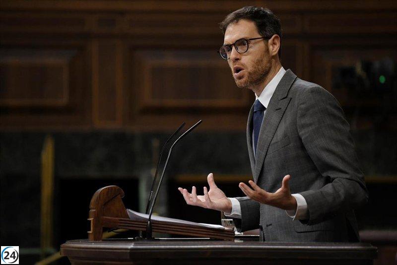 Sayas acusa a Sánchez de victimización y exige su dimisión.