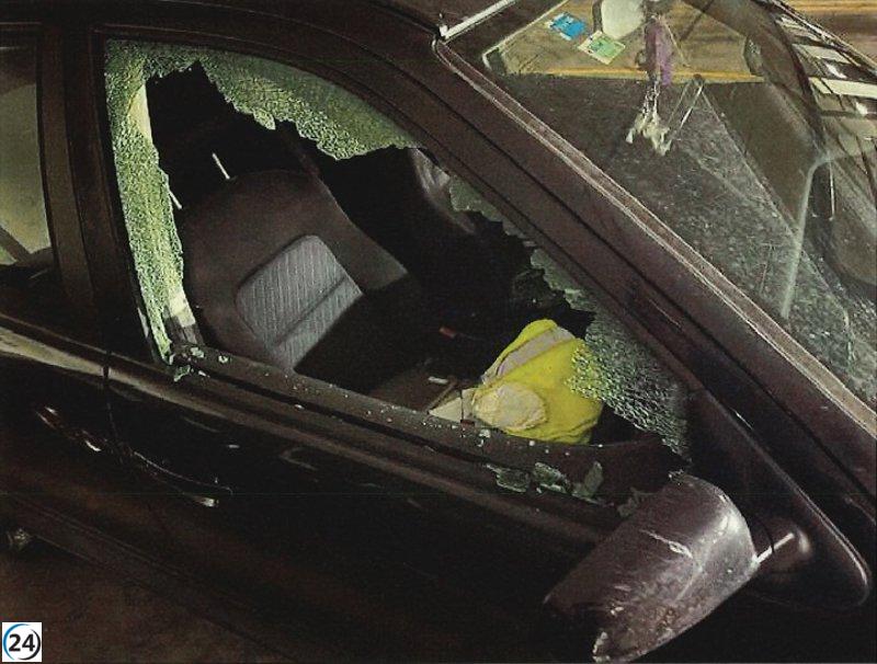 Detenido en Pamplona un individuo por múltiples delitos, incluyendo robo y amenazas.