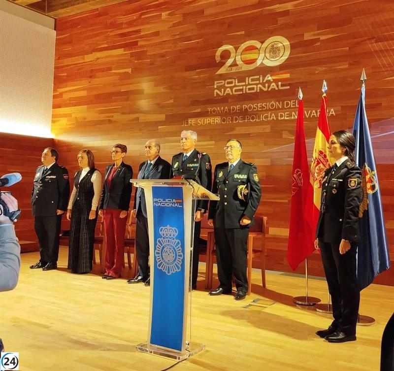 Nuevo jefe de Policía Nacional en Navarra asume su cargo con el compromiso de promover la convivencia y el respeto.