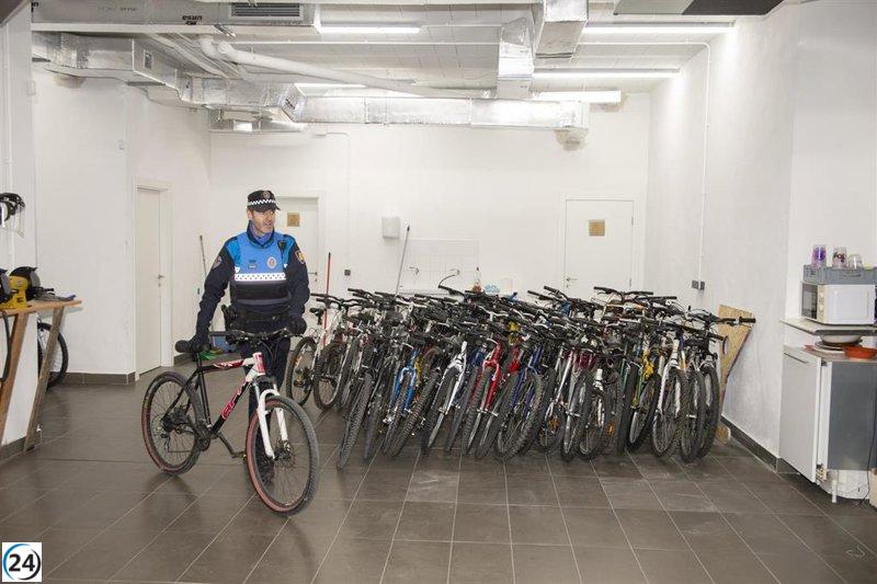 Pamplona dona 44 bicicletas a la Comunidad Valenciana para mejorar la movilidad tras la Dana.