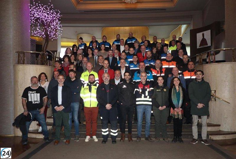 Navarra aplaude a los voluntarios que apoyaron al Gobierno durante la crisis provocada por la Dana en el Día del 112.