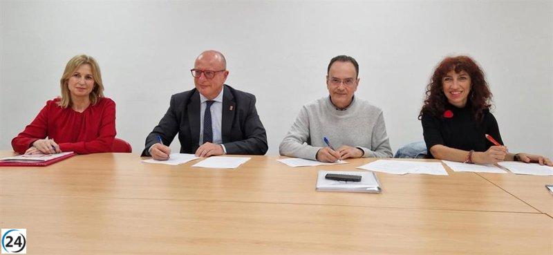 Gimeno acuerda nuevo pacto educativo con ANPE, Afapna y UGT que incluye menores ratios y aumento de horas de clase.