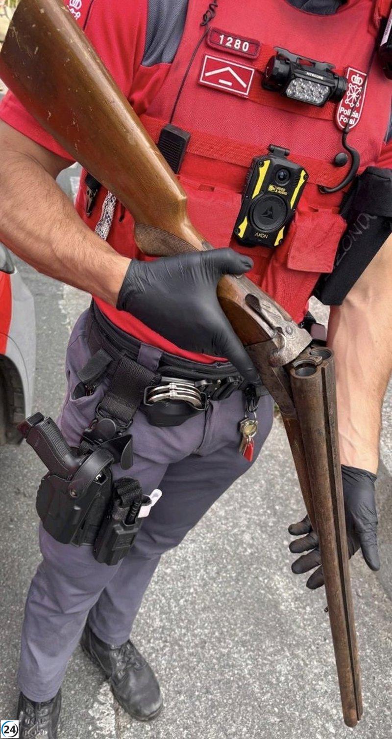 Arrestan a un francés en Ibardin por llevar una escopeta ilegalmente.