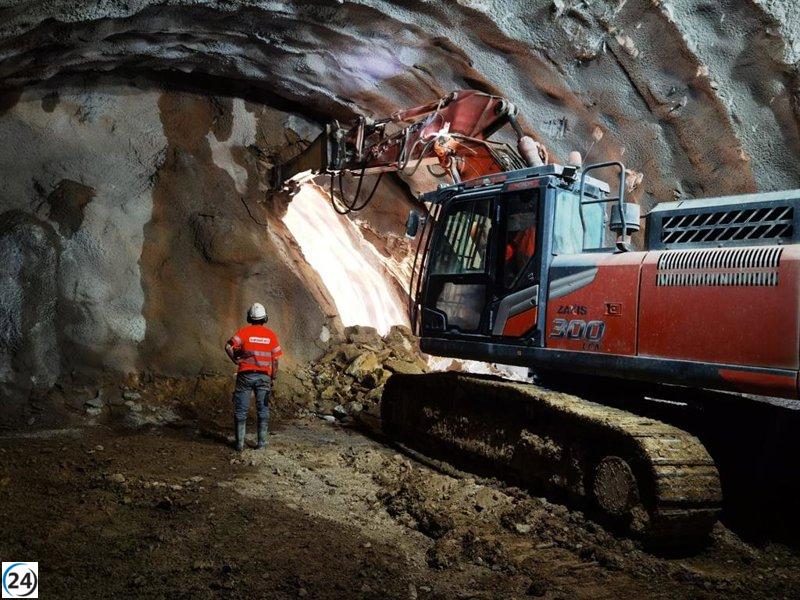 Adif Alta Velocidad finaliza la excavación del túnel de Artzareta en la ruta Tafalla-Campanas.