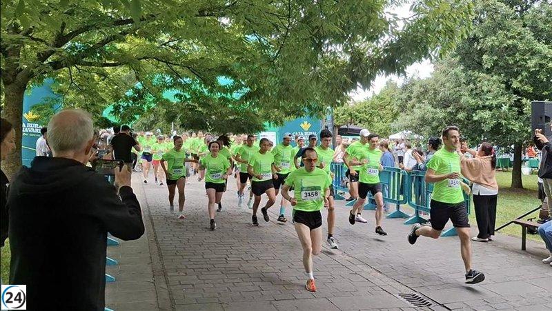 Gran afluencia en la XI Marcha por la Vida en Pamplona contra el Cáncer.
