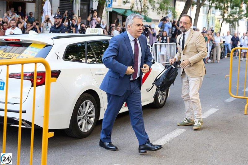 El Tribunal Supremo ordena la prisión preventiva de Cerdán por el escándalo de sobornos en licitaciones.