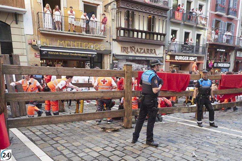 Seis heridos en el séptimo encierro, tres de ellos por cornadas, son llevados al HUN.