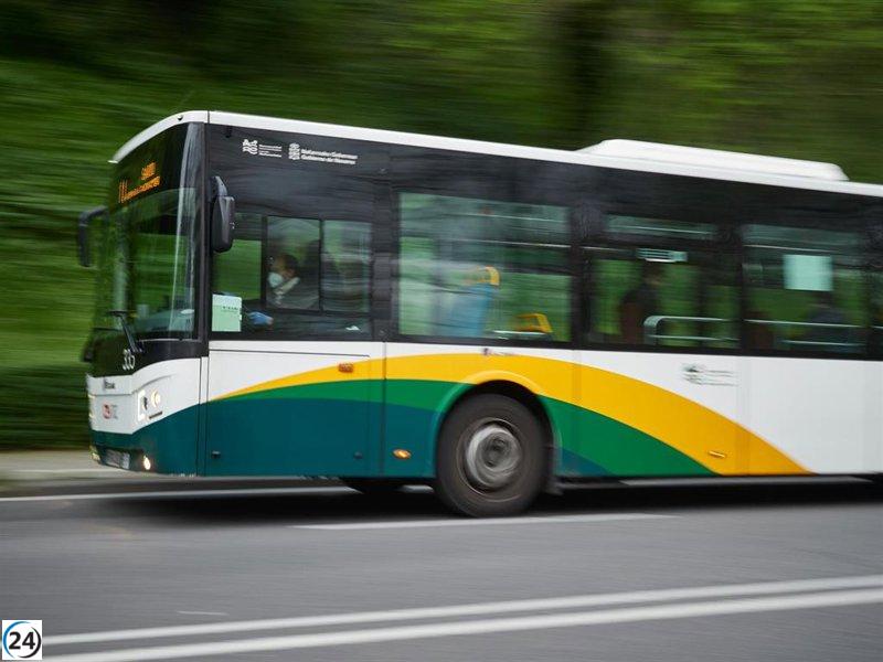 El transporte urbano comarcal da inicio al horario de verano este martes.