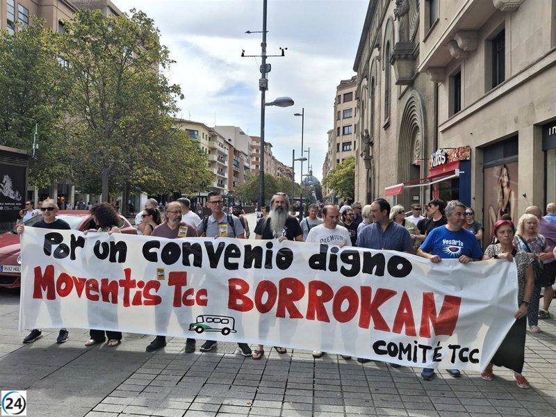 Trabajadores de las villavesas exigen reiniciar negociaciones y amenazan con huelgas en septiembre.
