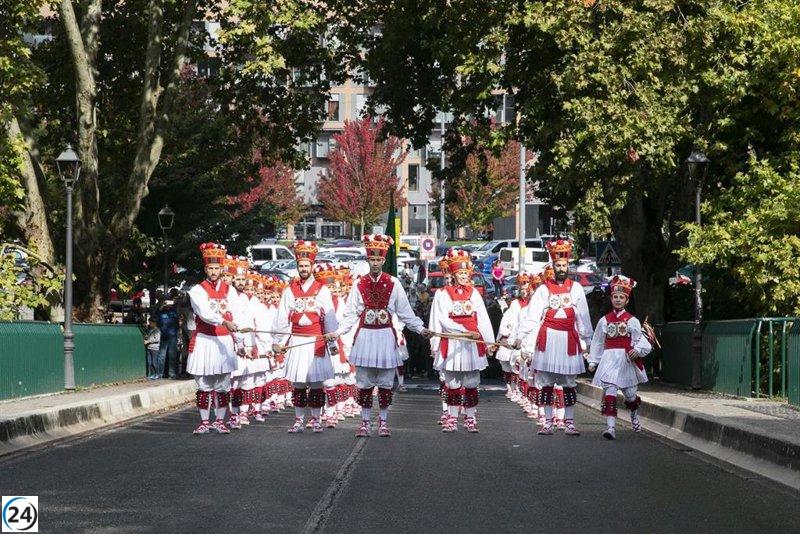 Celebración de San Fermín de Aldapa: La Comparsa y músicos se unen en un festín cultural este fin de semana.