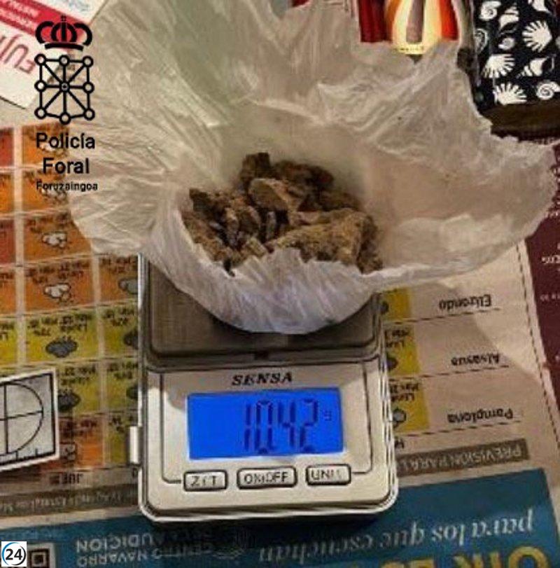 Detienen a dos sospechosos de narcotráfico en Sarriguren.