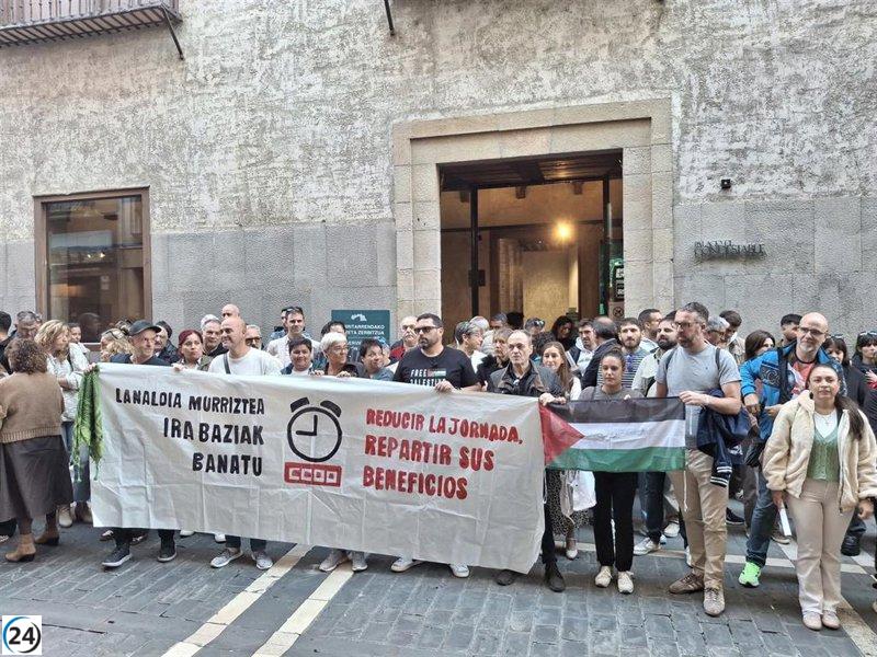CCOO se manifiesta en Pamplona exigiendo una jornada laboral más corta y anticipa futuras protestas.