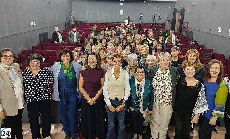 El XII Encuentro Violeta de COMFIN impulsa redes para aumentar la participación femenina en la política.