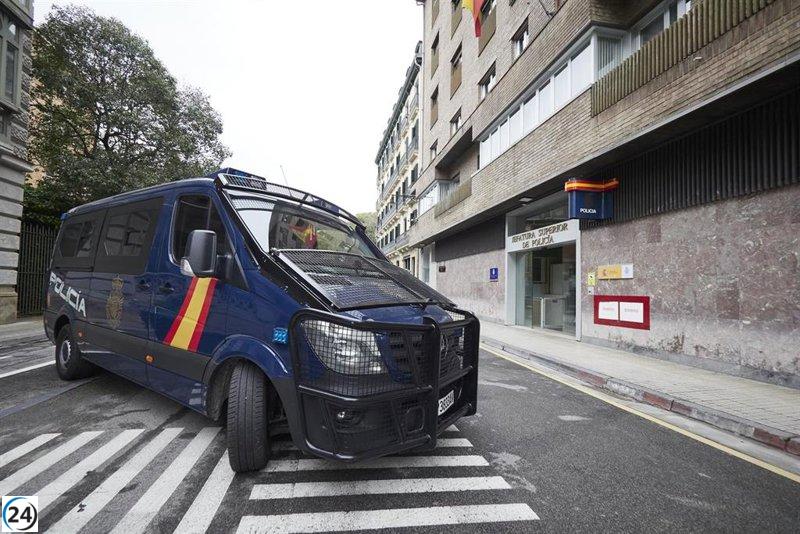 Dos integrantes de Indar Gorri arrestados por atacar a tres seguidores del Valencia cerca de El Sadar.