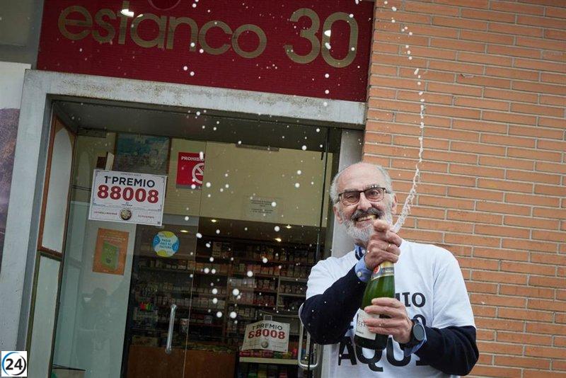 Navarra celebra el 'Gordo' navideño por octava vez, con Pamplona como la afortunada en seis ocasiones.