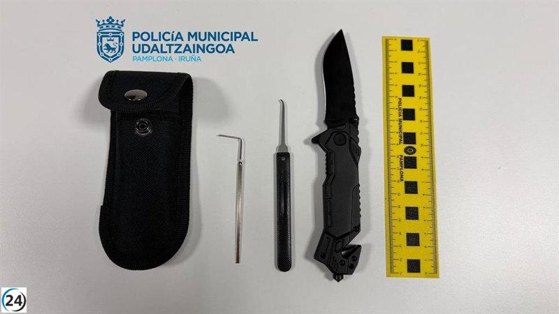 Detenido un niño de 13 años en Pamplona por conducir un patinete y llevar una navaja.