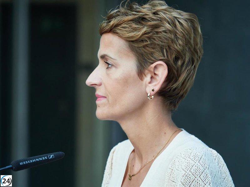 Chivite muestra su apoyo incondicional ante la intervención de Cerdán en el Parlamento de Navarra este miércoles.