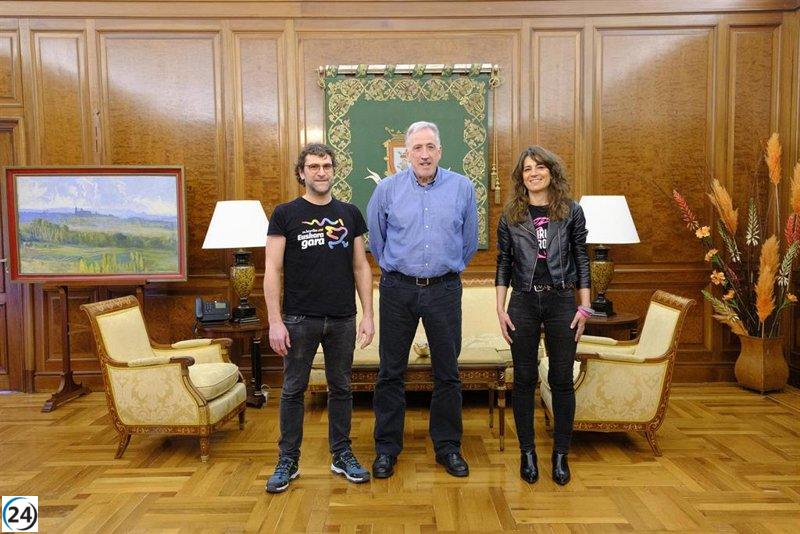 Pamplona se une a la 24ª Korrika con un nuevo acuerdo de patrocinio publicitario.