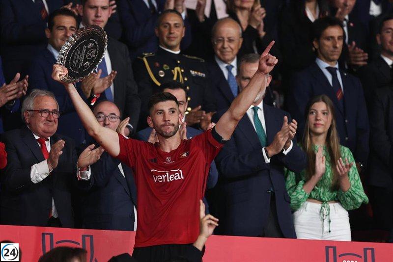 Osasuna es recibido por el Gobierno de Navarra y el Ayuntamiento de Pamplona como subcampeón de la Copa del Rey.