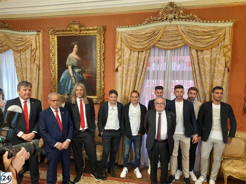 Osasuna, recibido con honores tras conseguir el subcampeonato de la Copa del Rey.
