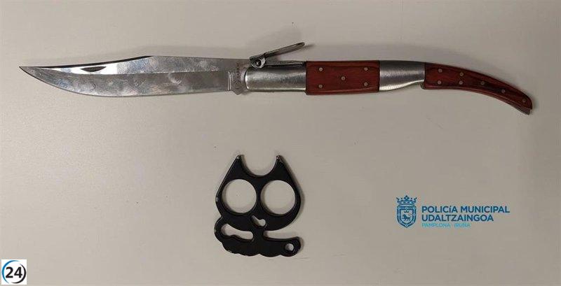 La Policía Municipal de Pamplona decomisa armas en San Jorge.