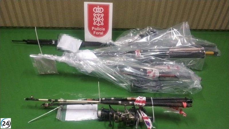 La Policía Foral denuncia once casos de pesca furtiva en el pantano de Alloz.