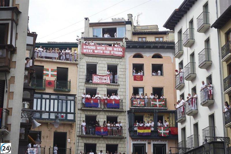 Candidatos Unzué, Padilla y Osasuna dan inicio a los Sanfermines en la Casa Consistorial