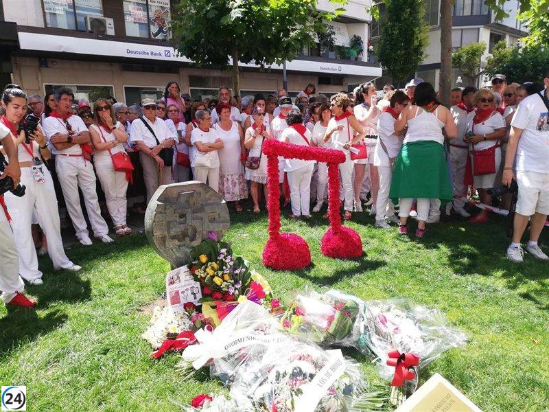 Multitudes homenajean a Germán Rodríguez 45 años después de su fallecimiento en San Fermín