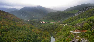 Monasterio de Roncesvalles: Una obra maestra de la arquitectura medieval