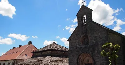 La historia de la iglesia gótica de Santiago en Roncesvalles