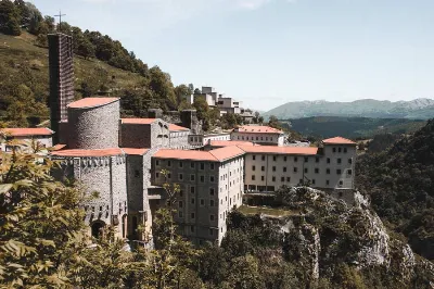 Explorando la religiosidad de Pamplona: una visita al Santuario de Nuestra Señora de Aránzazu